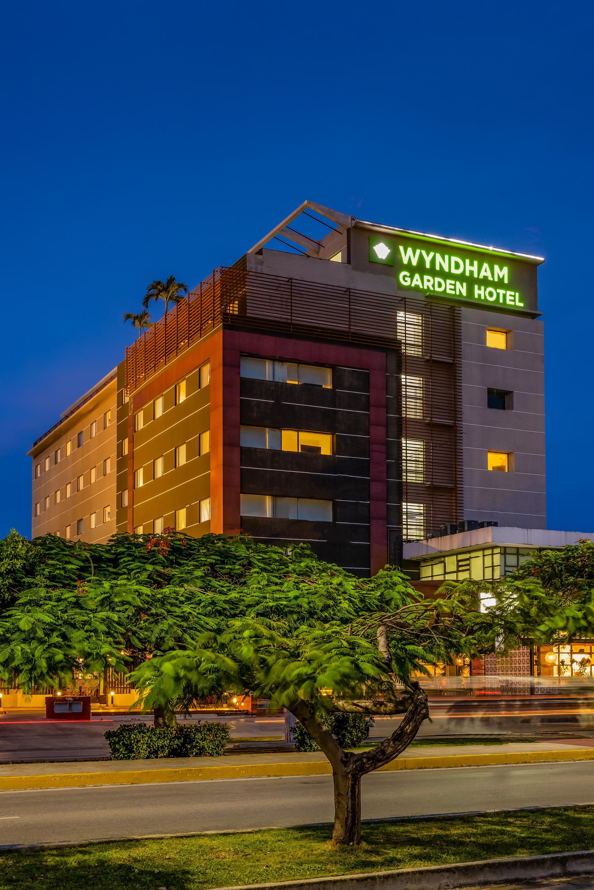 Wyndham Garden Cancun Downtown Ngoại thất bức ảnh